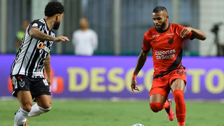 Athletico paga preço por primeiro tempo ruim e perde para o Galo em BH