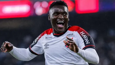 Artilheiro do Brasileirão, Viveros encaminha futuro e Athletico mira venda histórica
