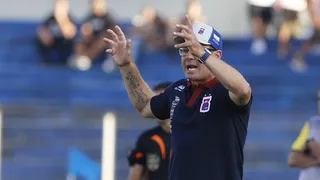 Marcão “rasga o verbo” contra jogadores envolvidos em manipulação: “Burros”