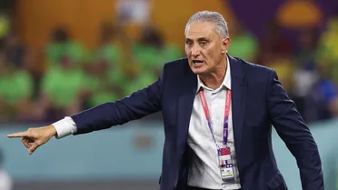 Tite cita comentários “maldosos” após dança e festeja volta de Neymar