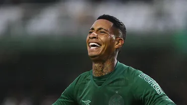 Com gol de Alef Manga, Coritiba bate o Amazonas e volta a sonhar com o acesso