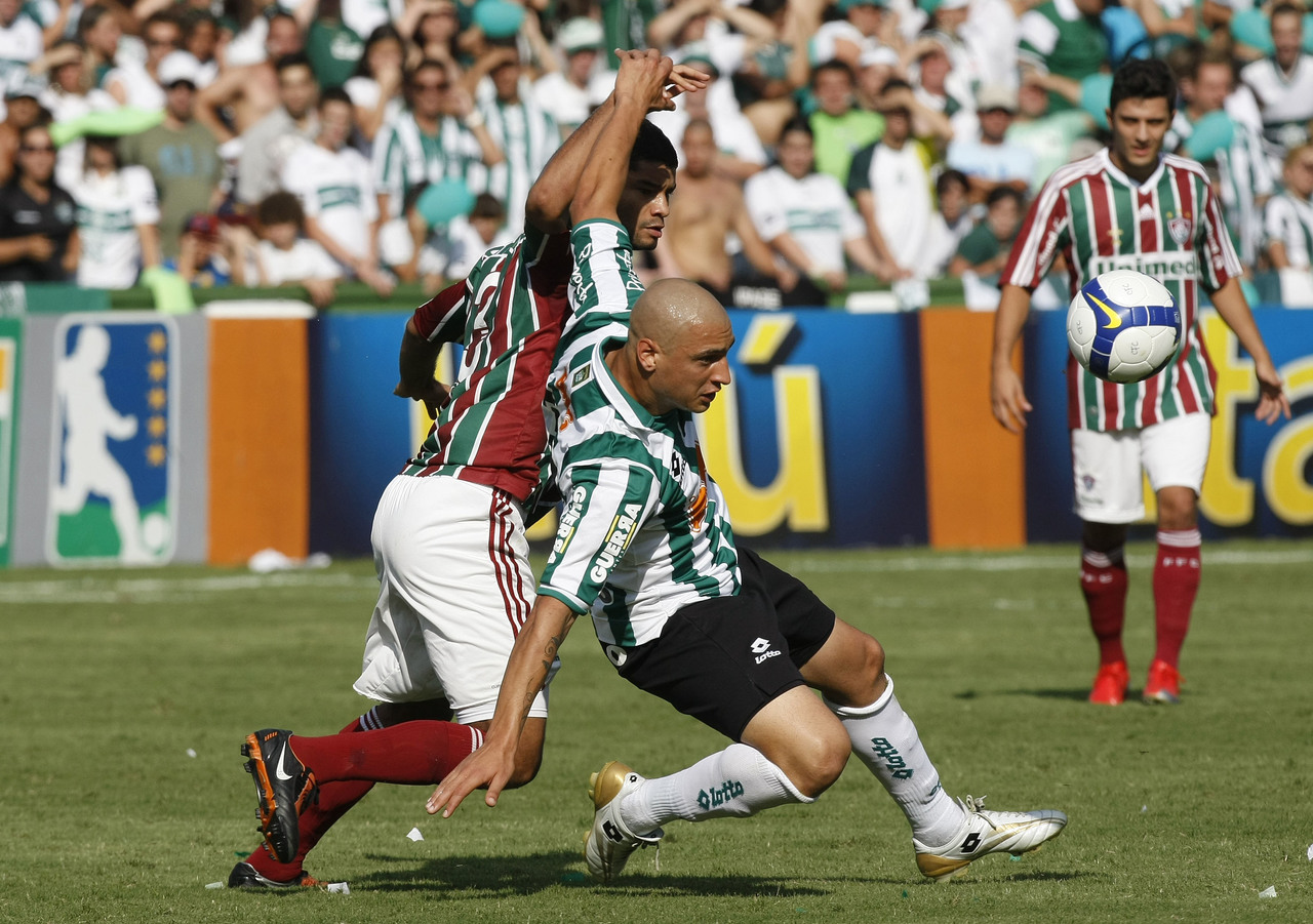 Coritiba precisa de reação maior que a do Fluminense em 2009 para escapar da queda