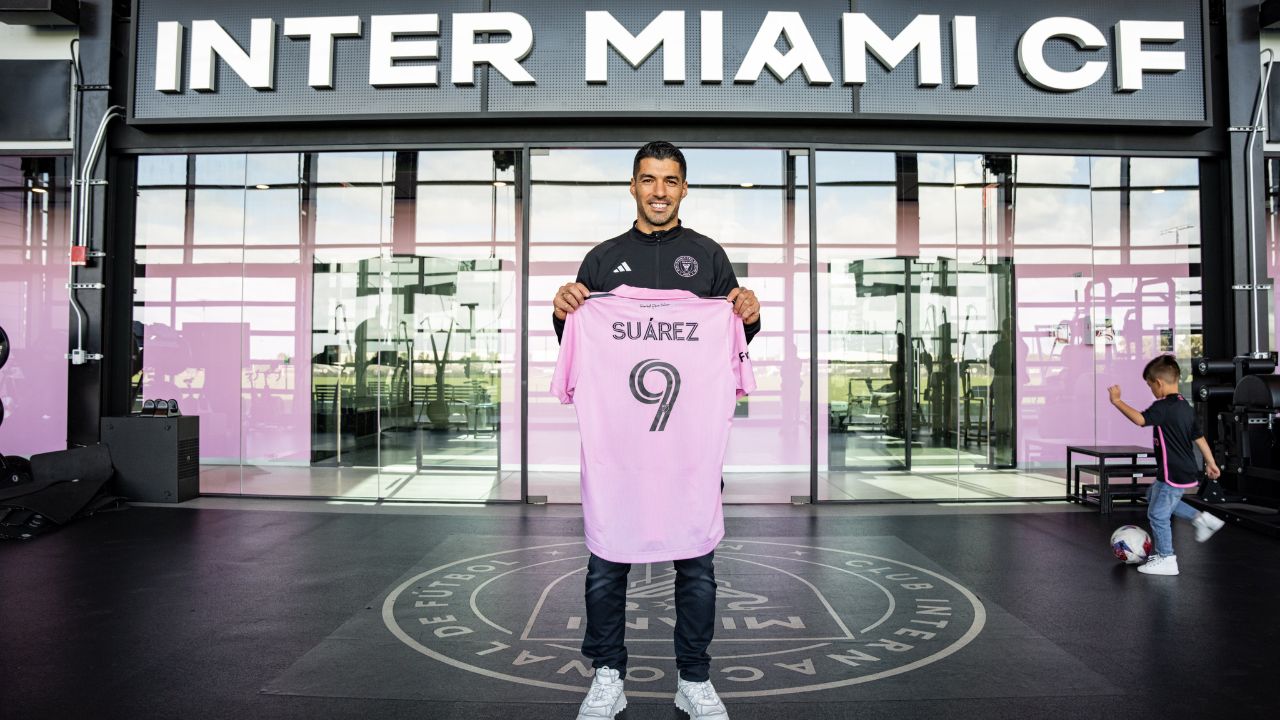 Suárez comemora acerto com o Inter Miami: “Animado para esse novo desafio”