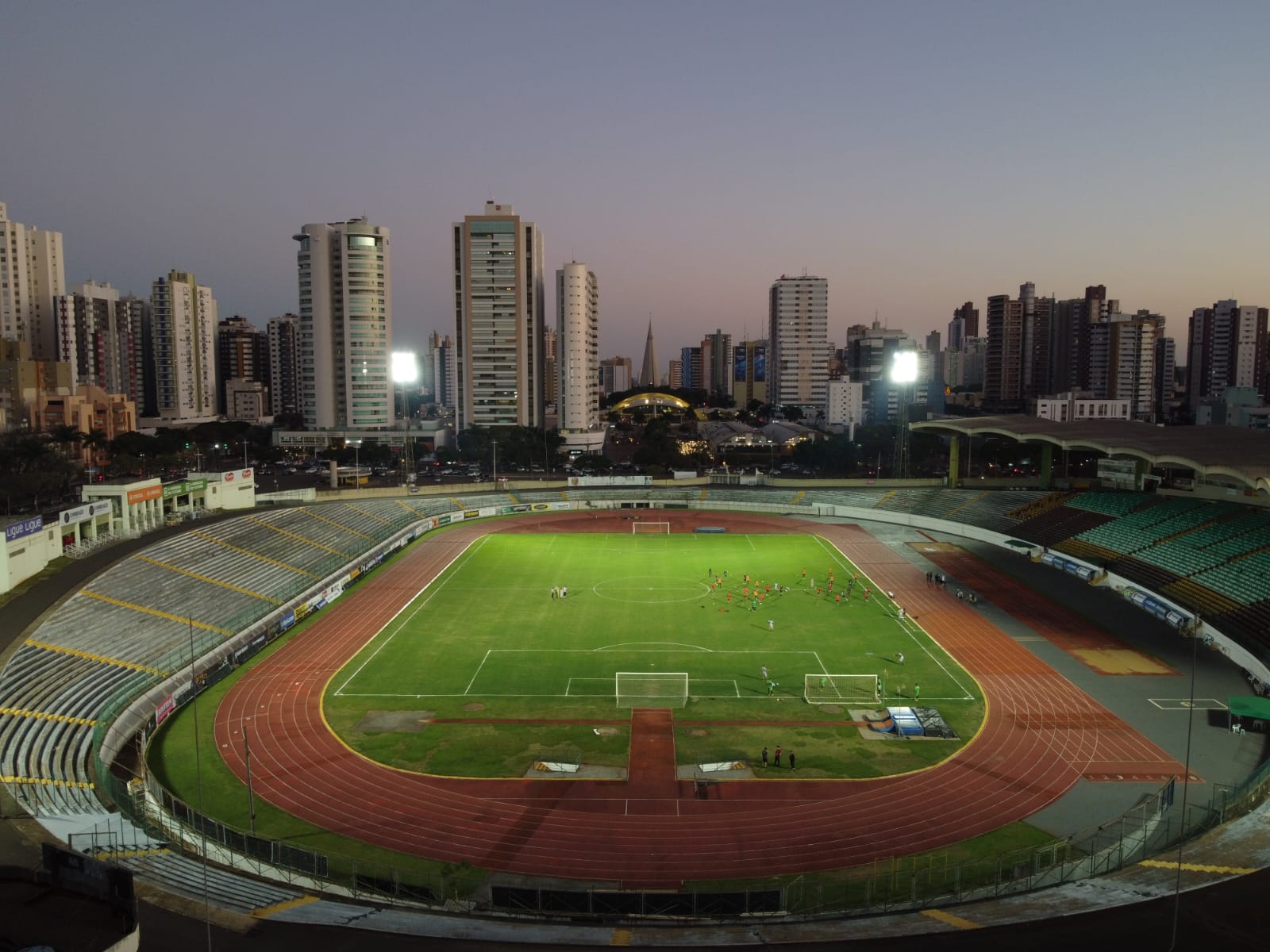 Galo Maringá encara Azuriz na 3ª rodada do Paranaense; acompanhe a partida ao vivo