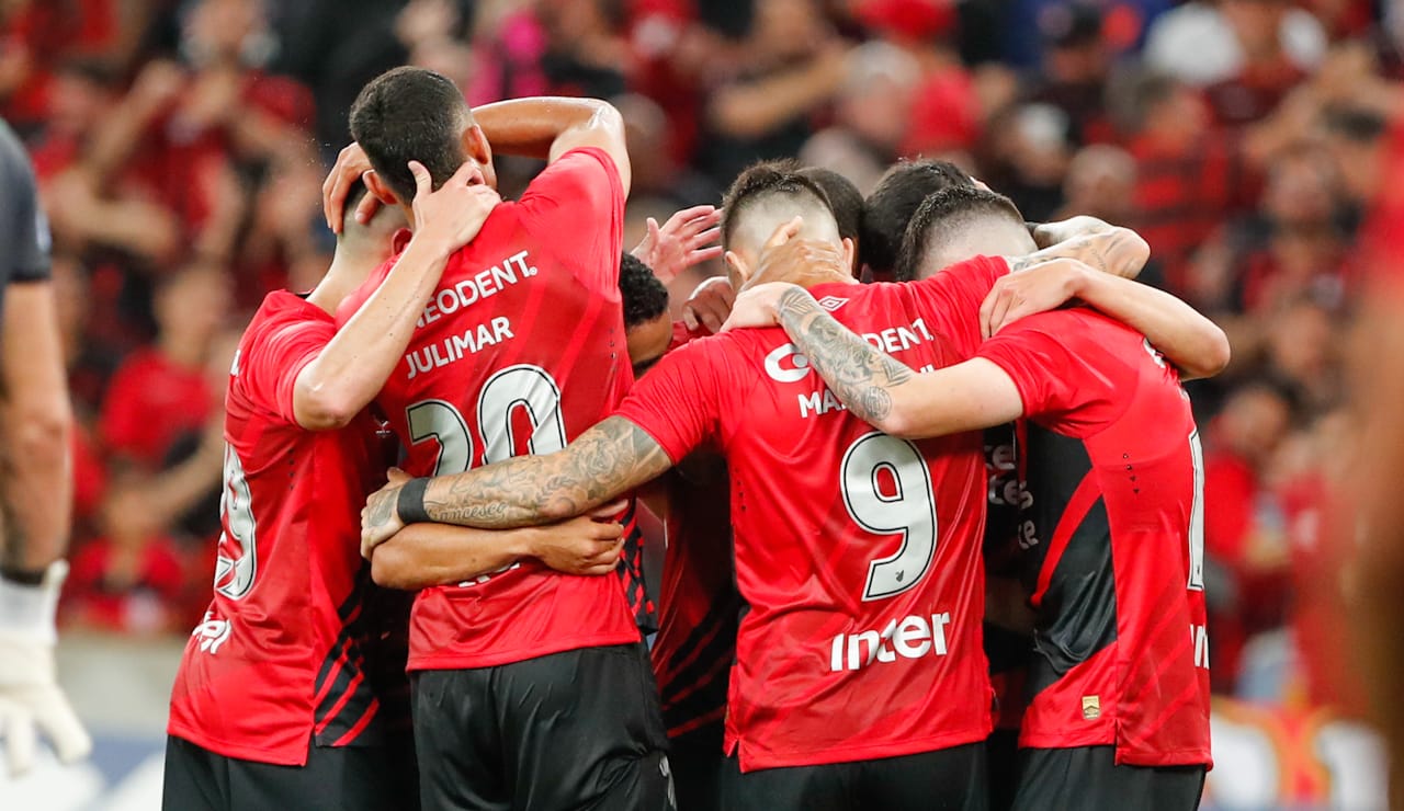 Athletico vence o Operário no jogo do centenário e confirma vaga na final