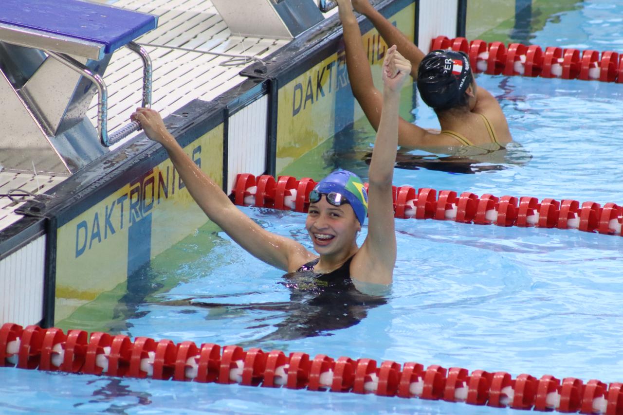 Família se muda para Curitiba em busca do sonho de atleta da filha