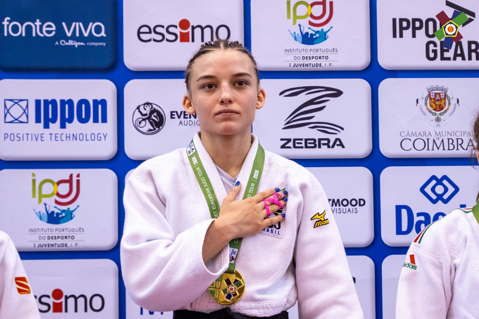 Paranaense é campeã do Circuito Europeu de Judô