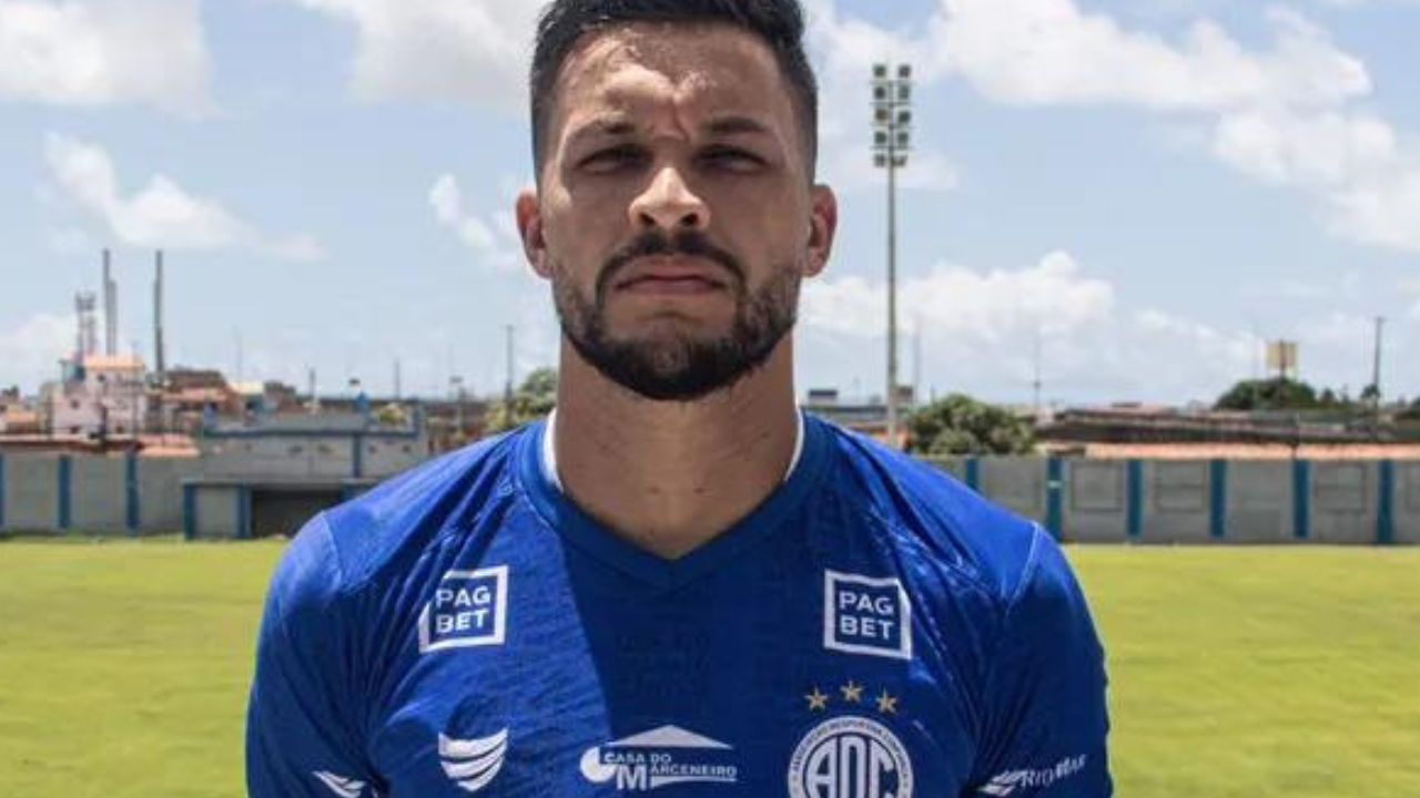 Paraná Clube anuncia centroavante para reta final da Divisão de Acesso