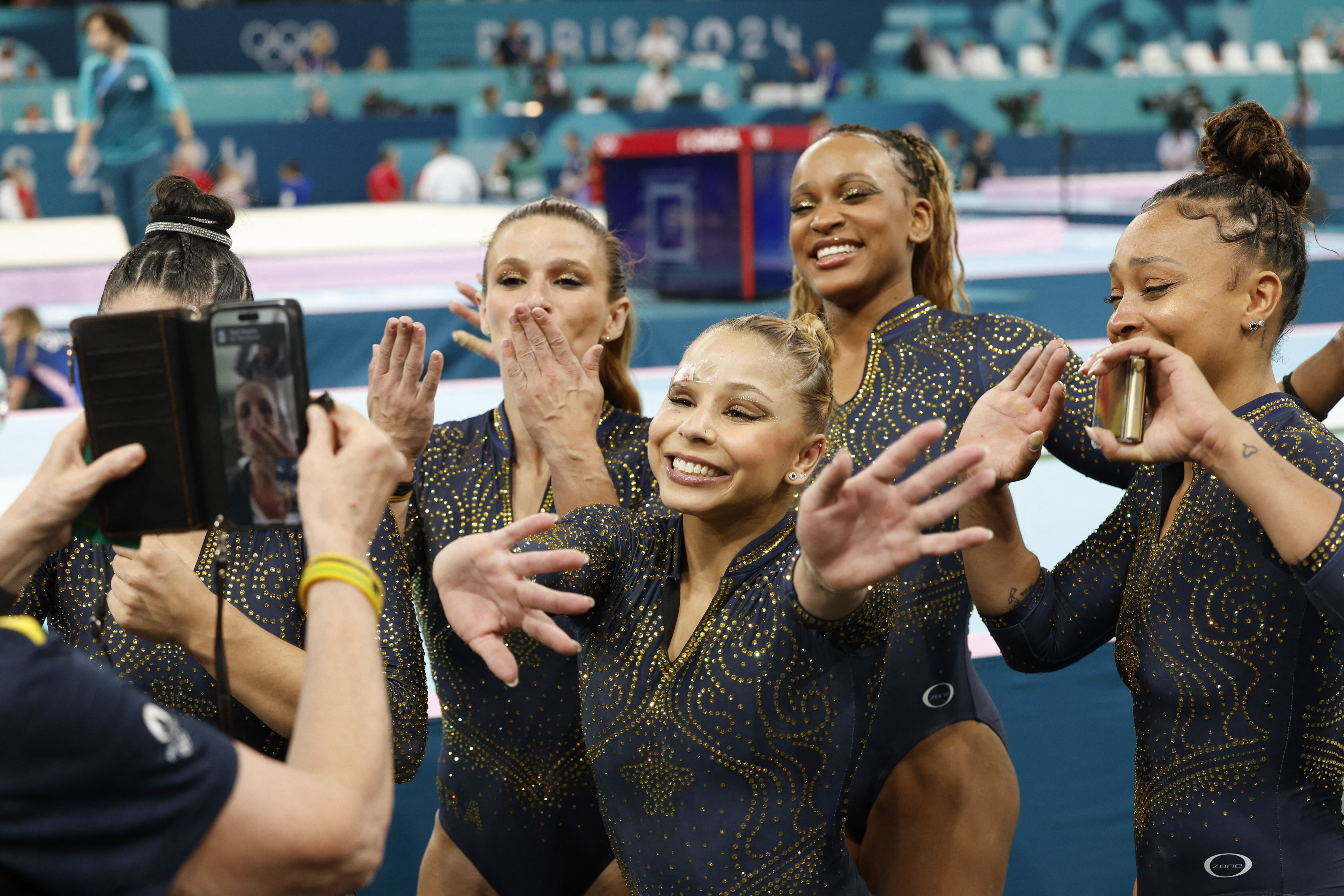 Brasil conquista bronze com ginástica artística por equipes pela primeira vez na história