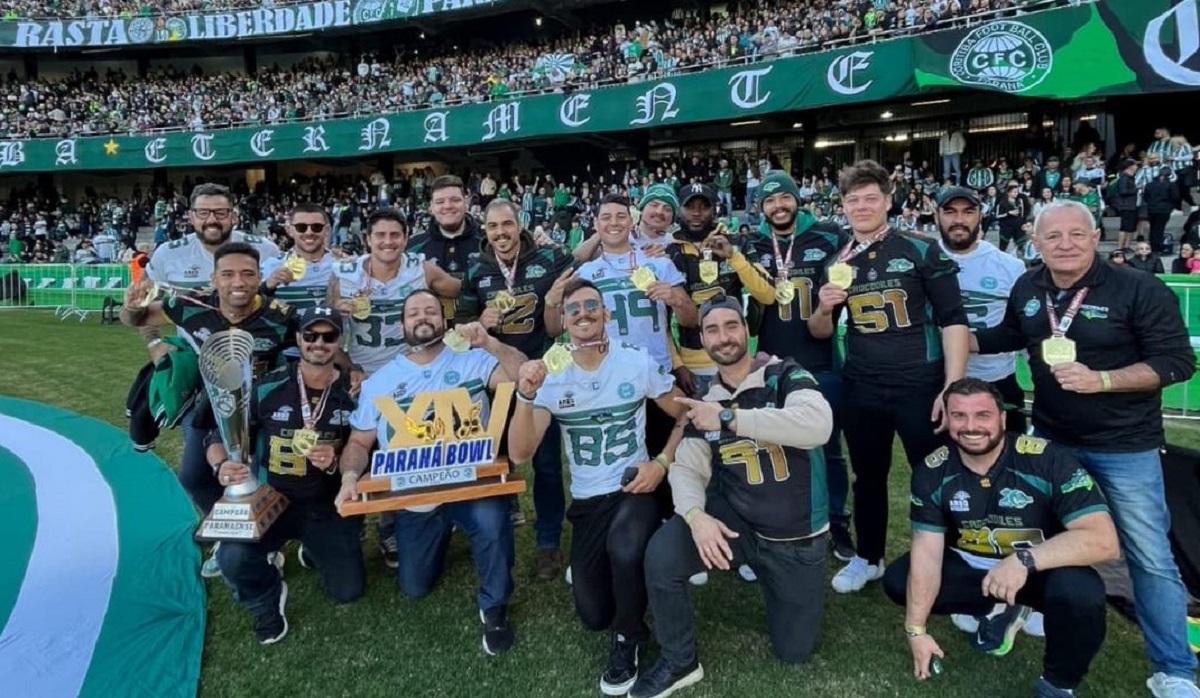 Pioneiro e tricampeão brasileiro: conheça o Coritiba Crocodiles, que sofreu acidente de ônibus
