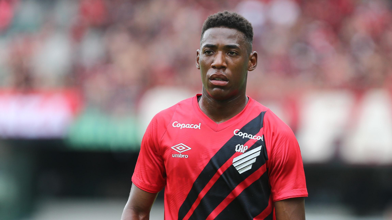 Polícia detalha depoimento de suspeito de racismo no Atletiba: “Se arrependeu e está com muito medo”