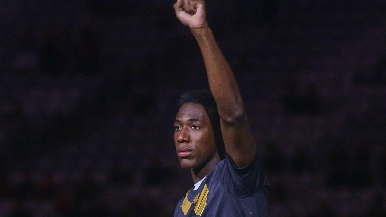 Com Petraglia em camarote e apoio a Léo Pelé, Athletico tropeça na Arena