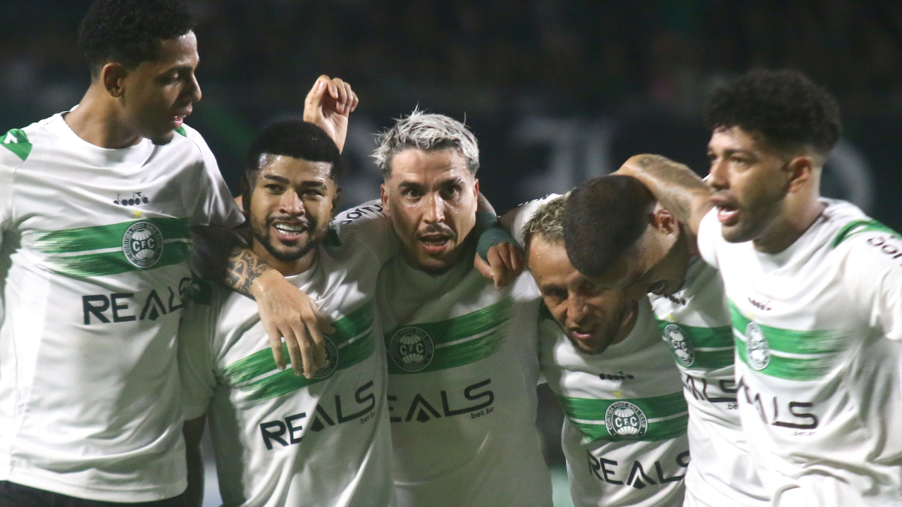 Mozart é sincero e abre o jogo sobre chegada de reforços no Coritiba