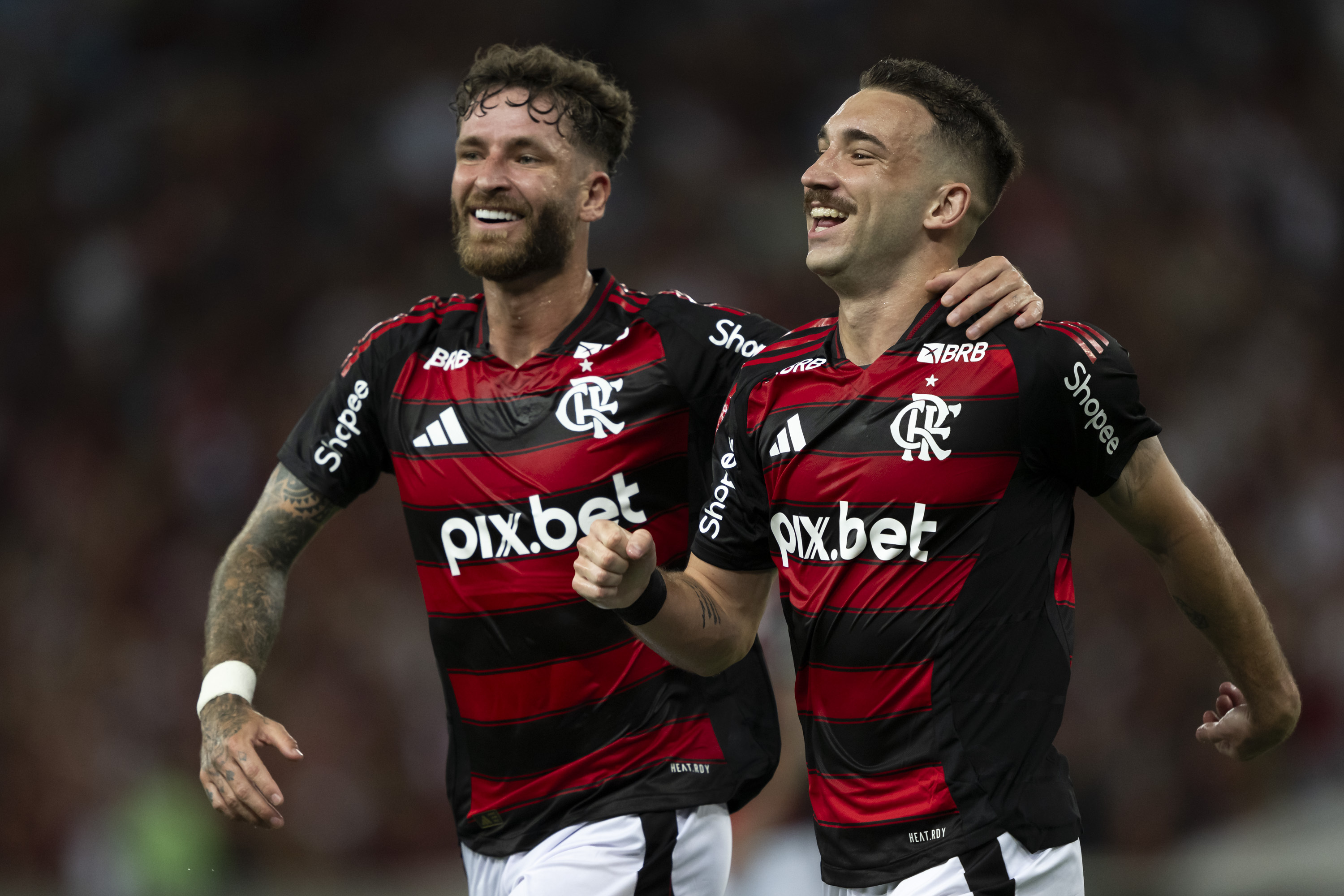Brasileirão: Quem ganha mais com patrocínio máster na camisa?