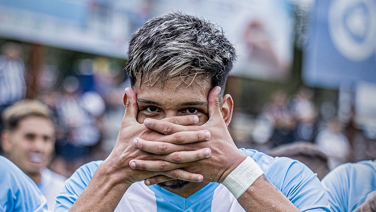 Sobrevivente de tragédia no Flamengo, atacante é vendido pelo Londrina