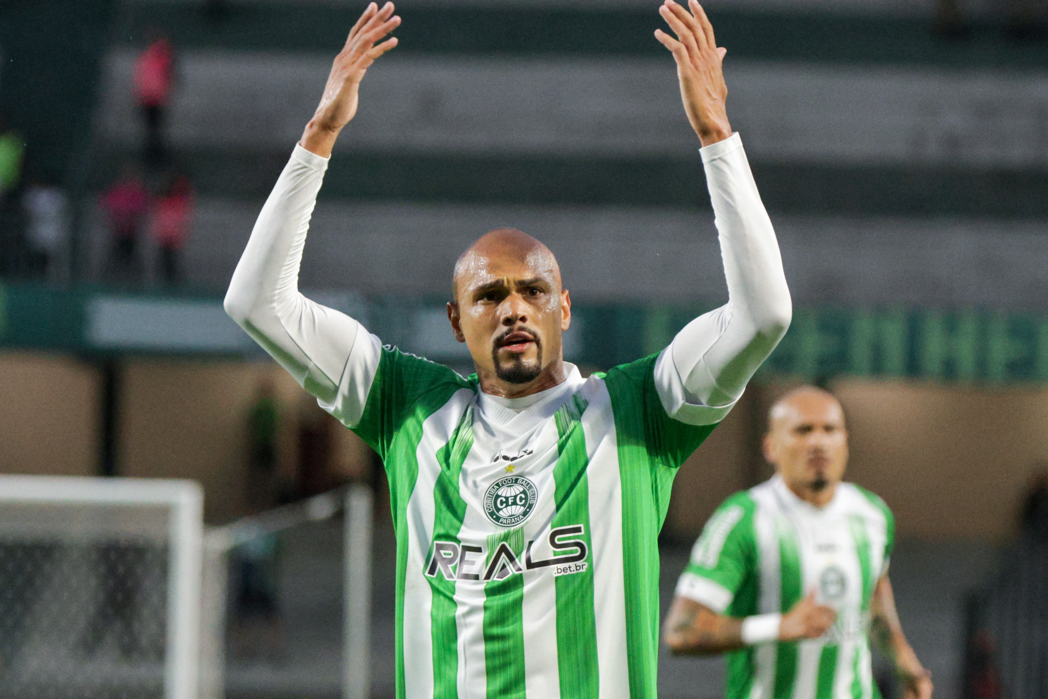 Reforços colocam o Coritiba na briga pelo título da Série B