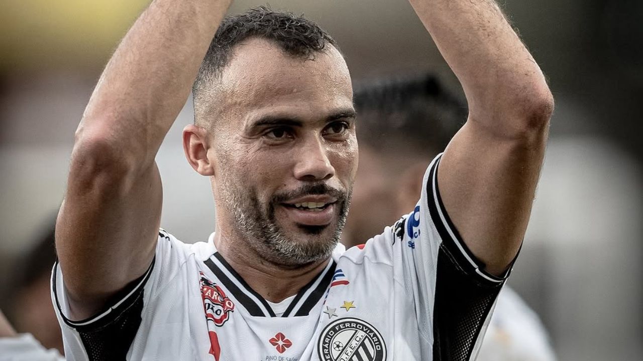 Ex-Athletico, Coritiba e Paraná dá relato emocionante após conquista de título